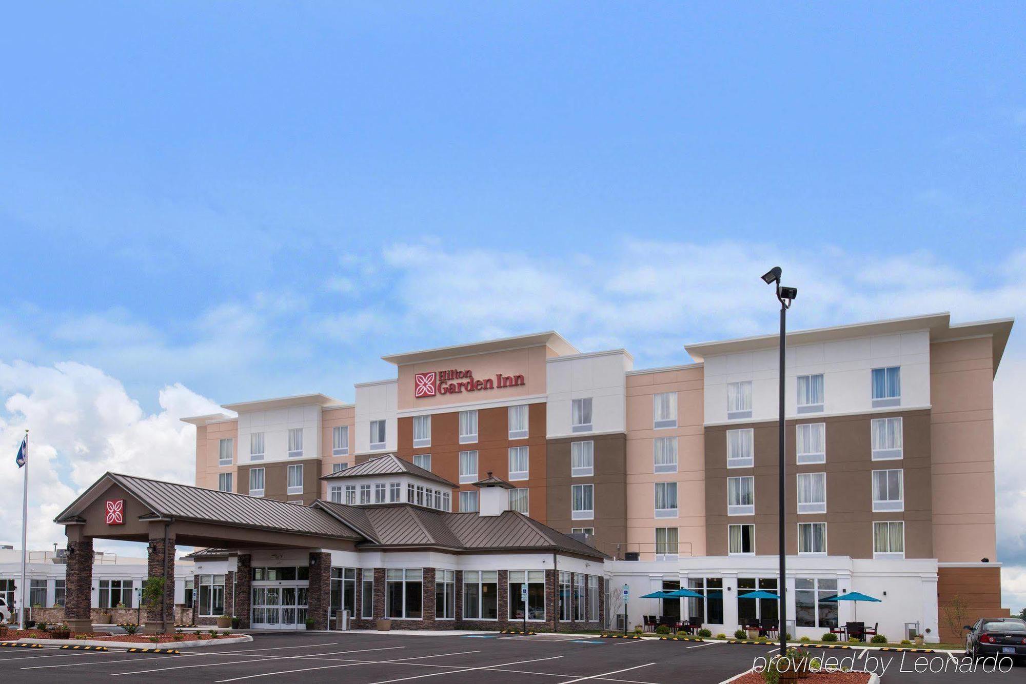 Hilton Garden Inn Bristol Exterior photo